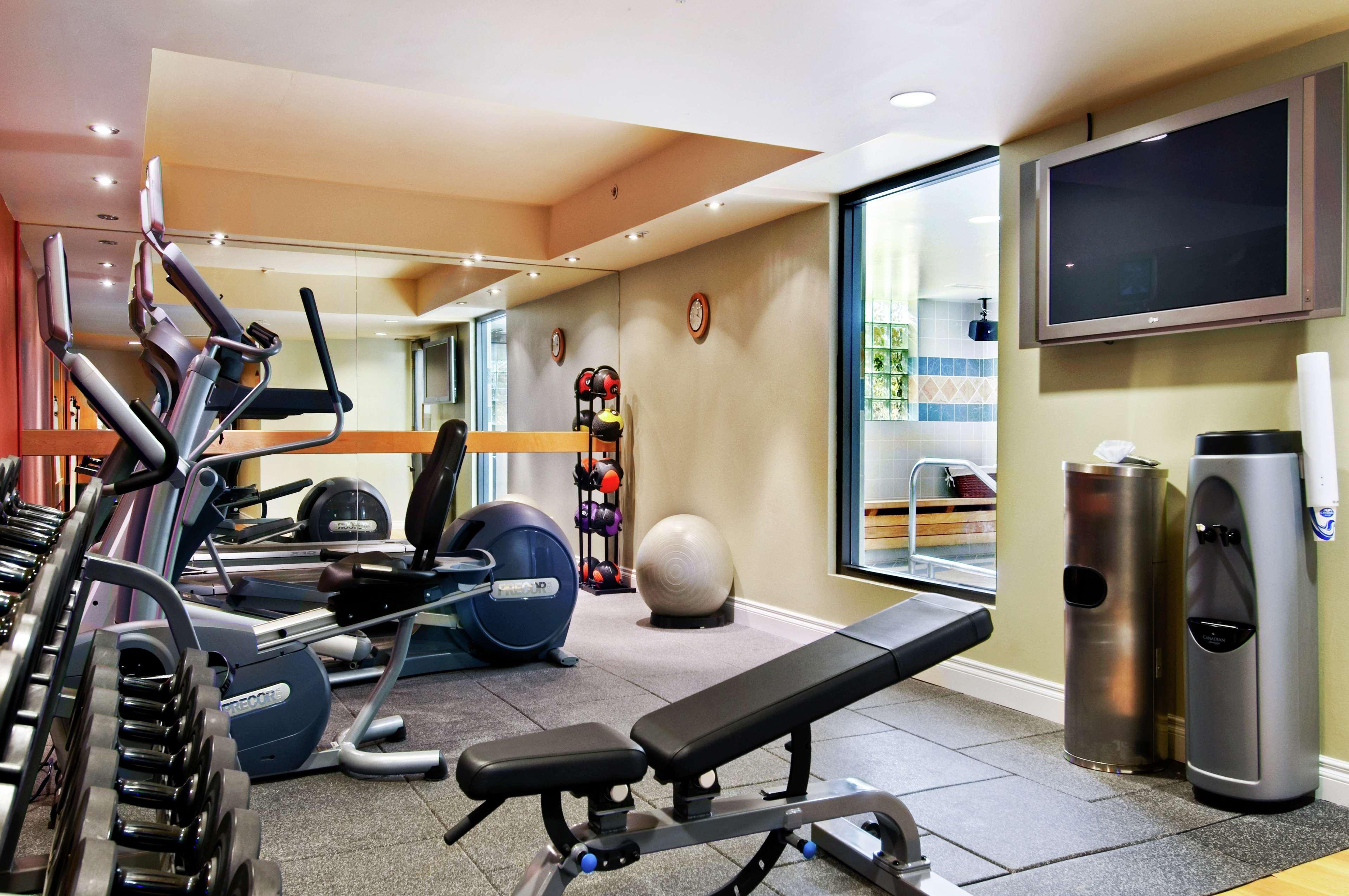 Hilton Vancouver Airport Ричмънд Екстериор снимка