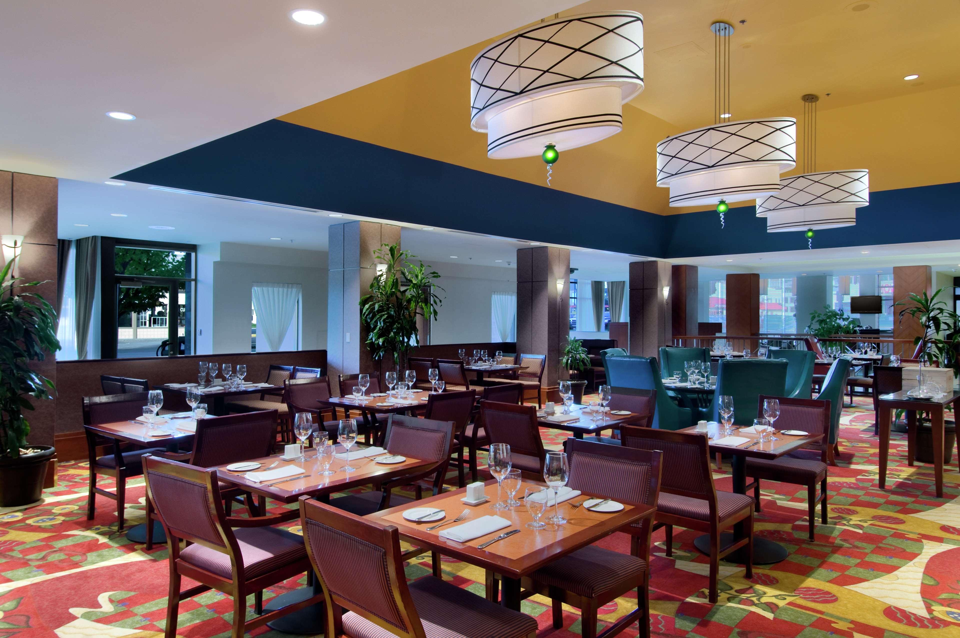 Hilton Vancouver Airport Ричмънд Ресторант снимка