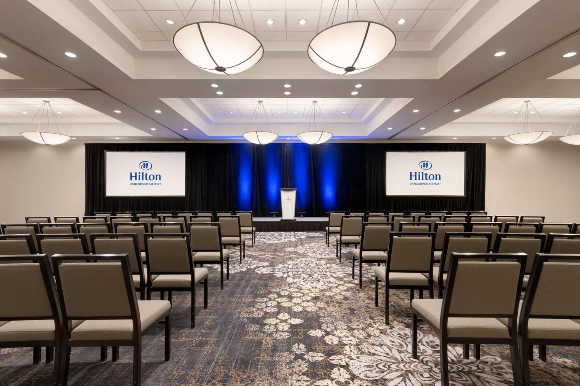 Hilton Vancouver Airport Ричмънд Екстериор снимка