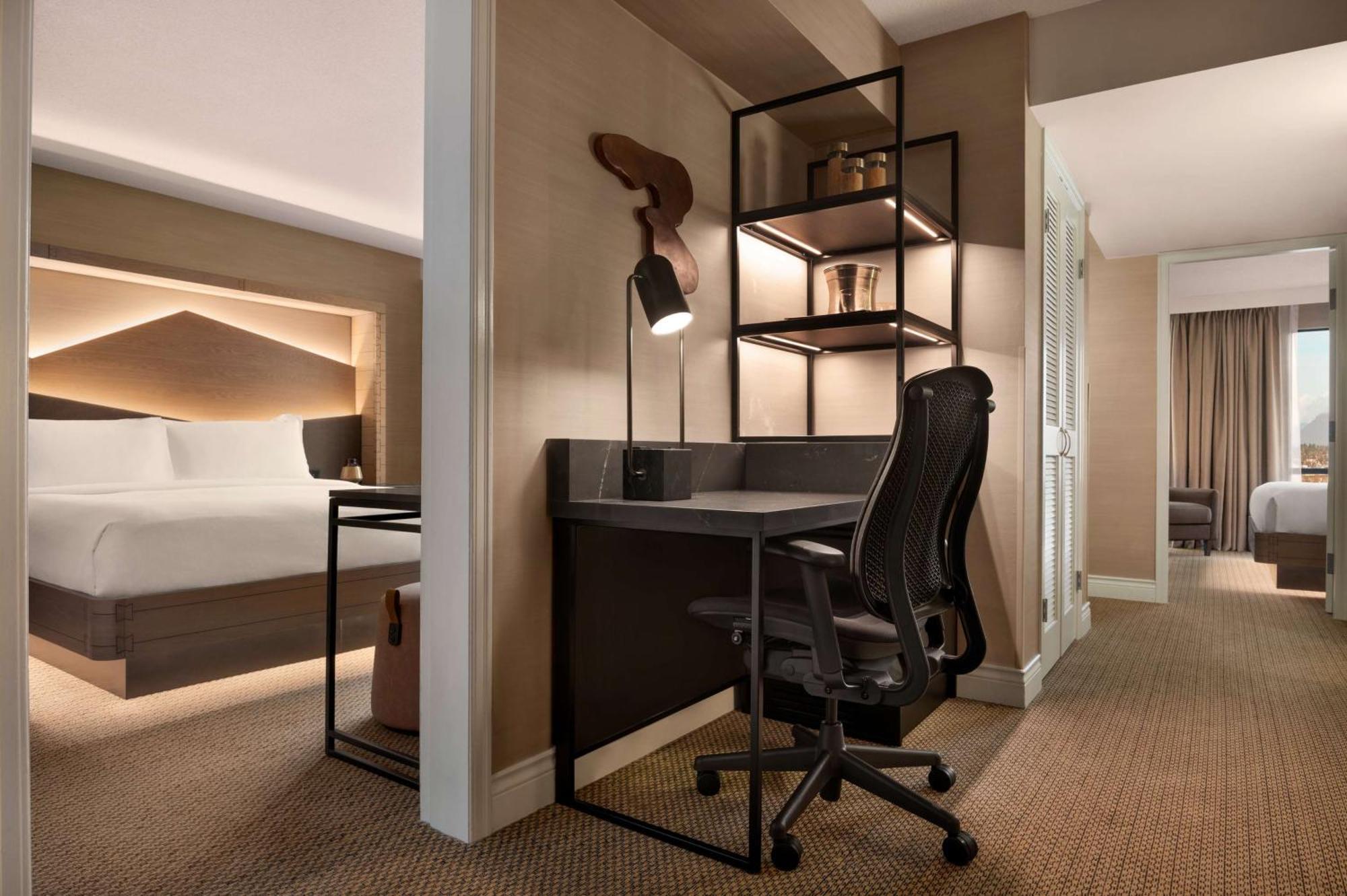 Hilton Vancouver Airport Ричмънд Екстериор снимка